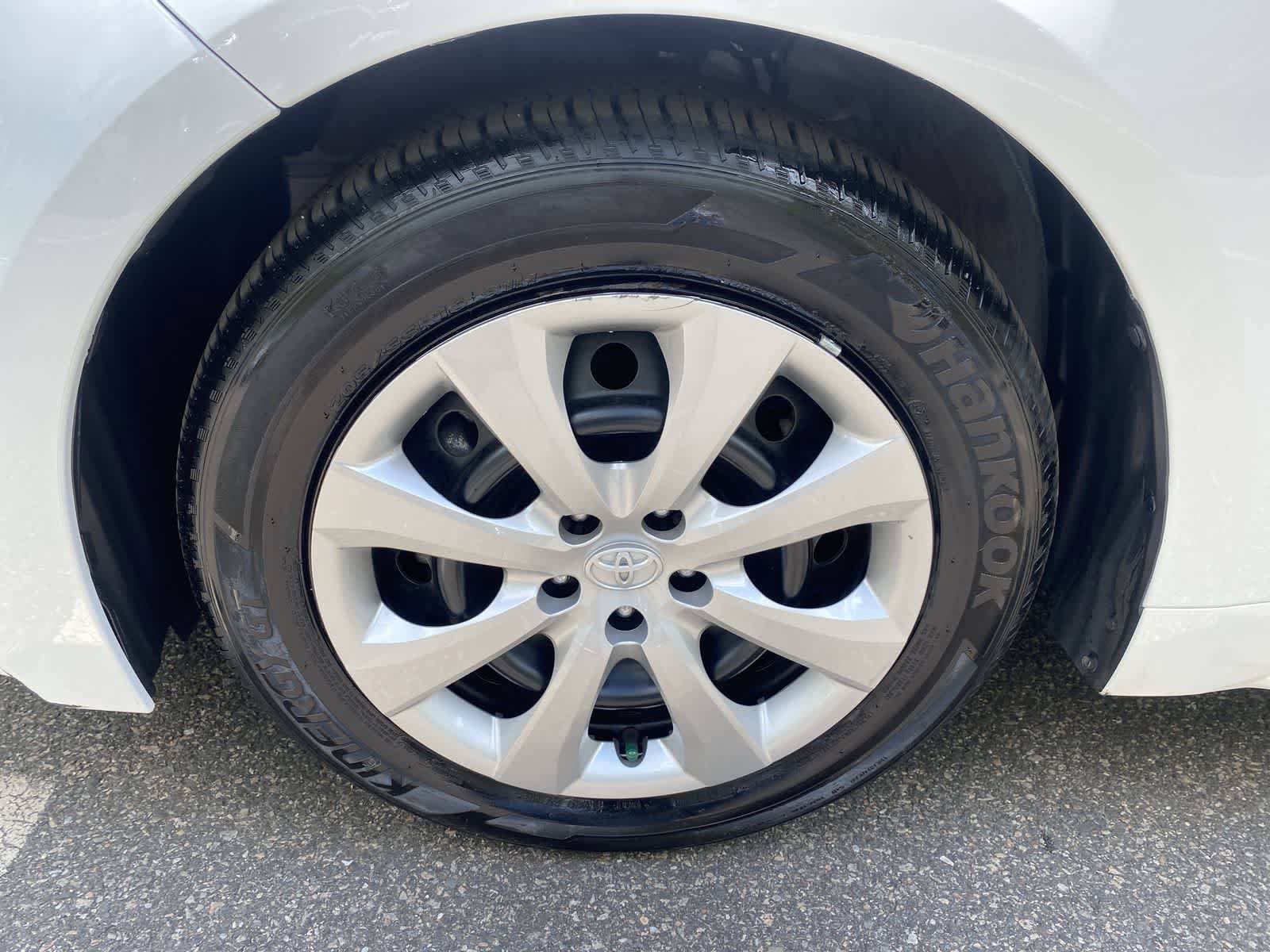 Thumbnail: 2025 Toyota Corolla - 12