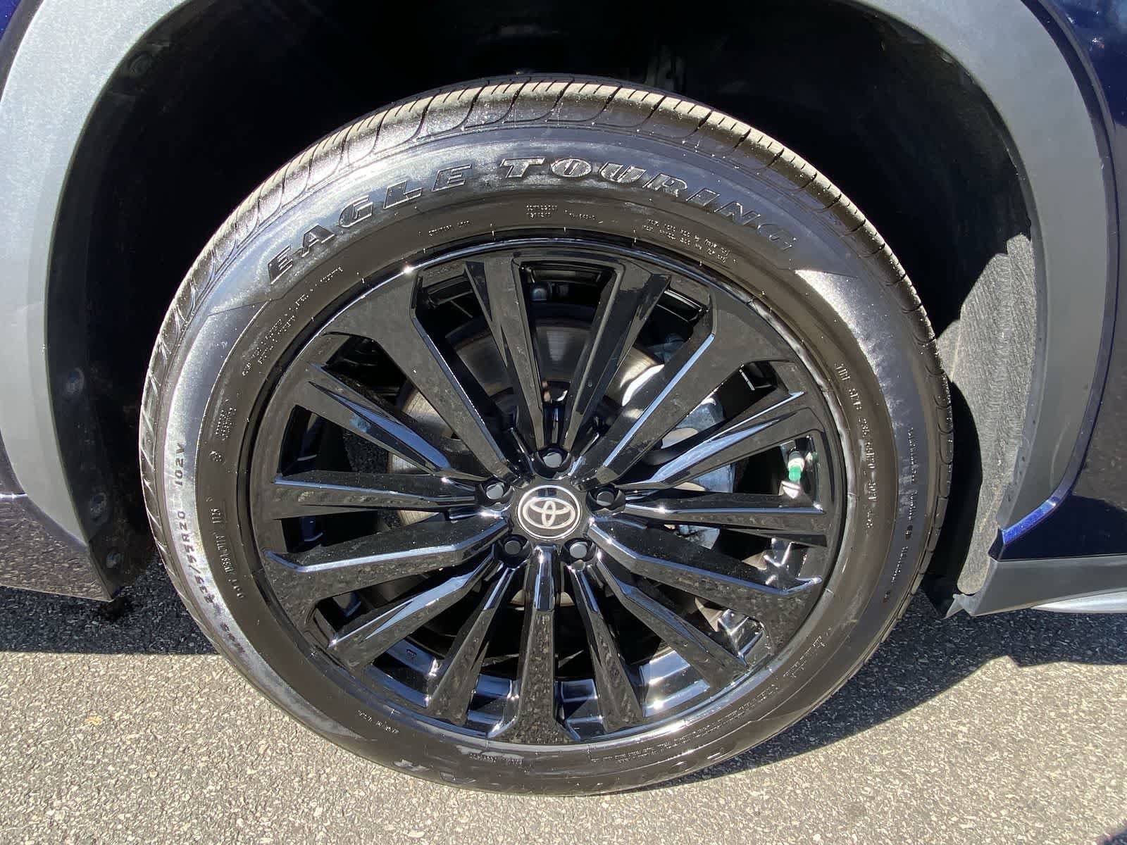 Thumbnail: 2025 Toyota Highlander - 17