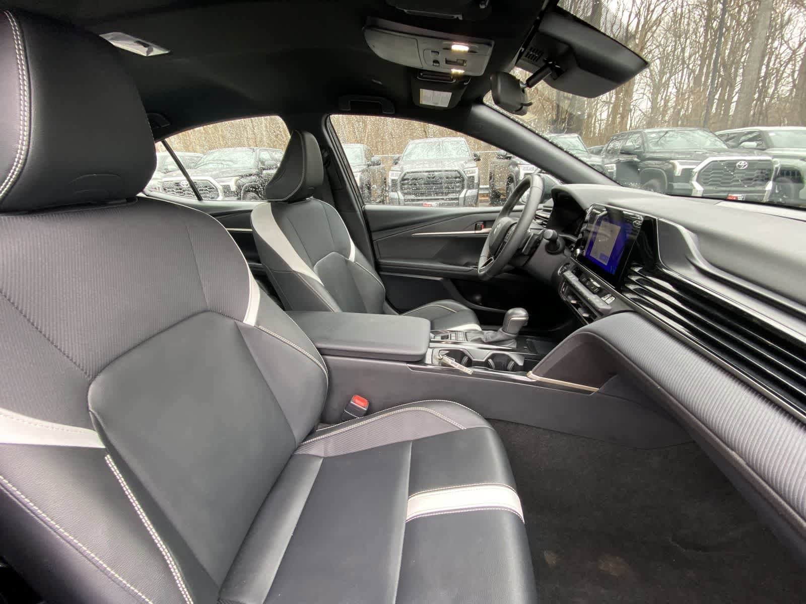 Thumbnail: 2025 Toyota Camry - 24