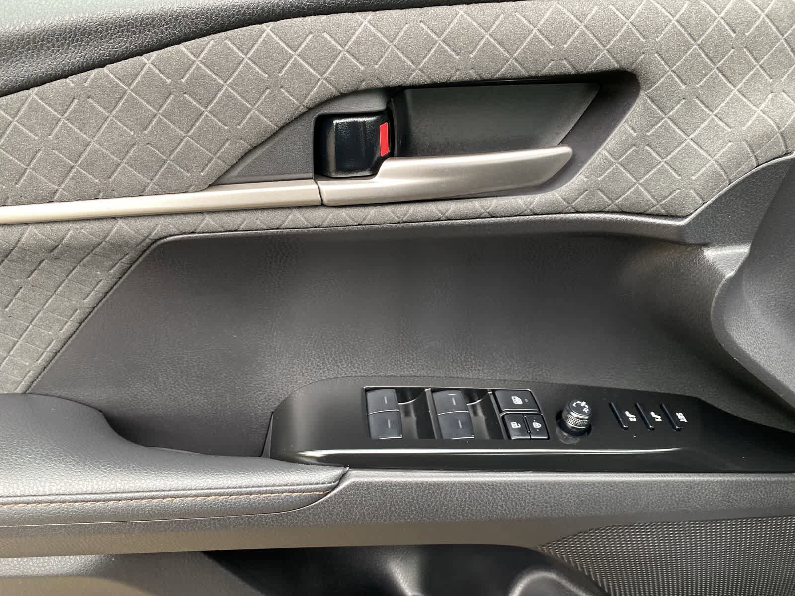 Thumbnail: 2026 Toyota Camry - 19