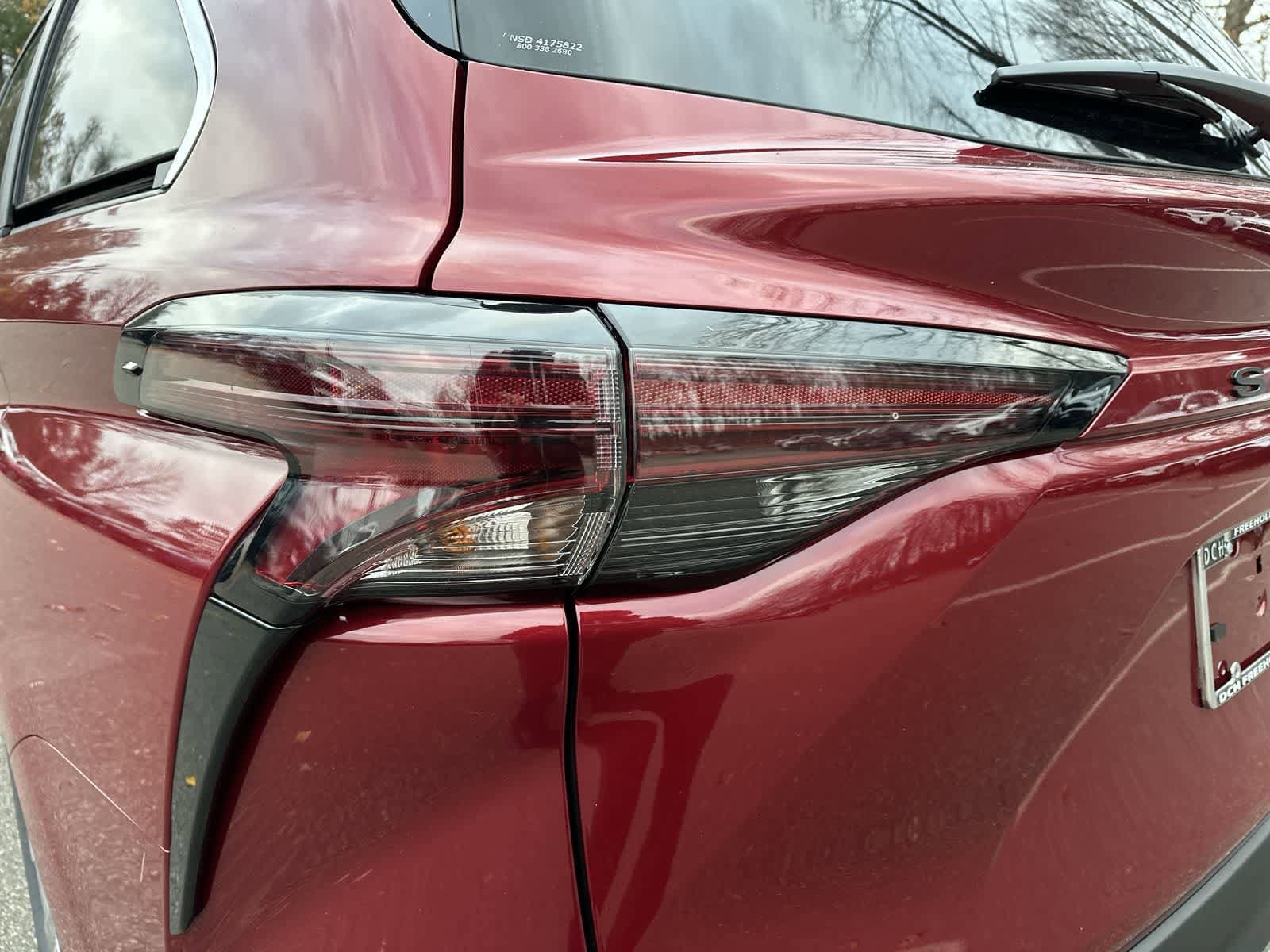 Thumbnail: 2025 Toyota Sienna - 14