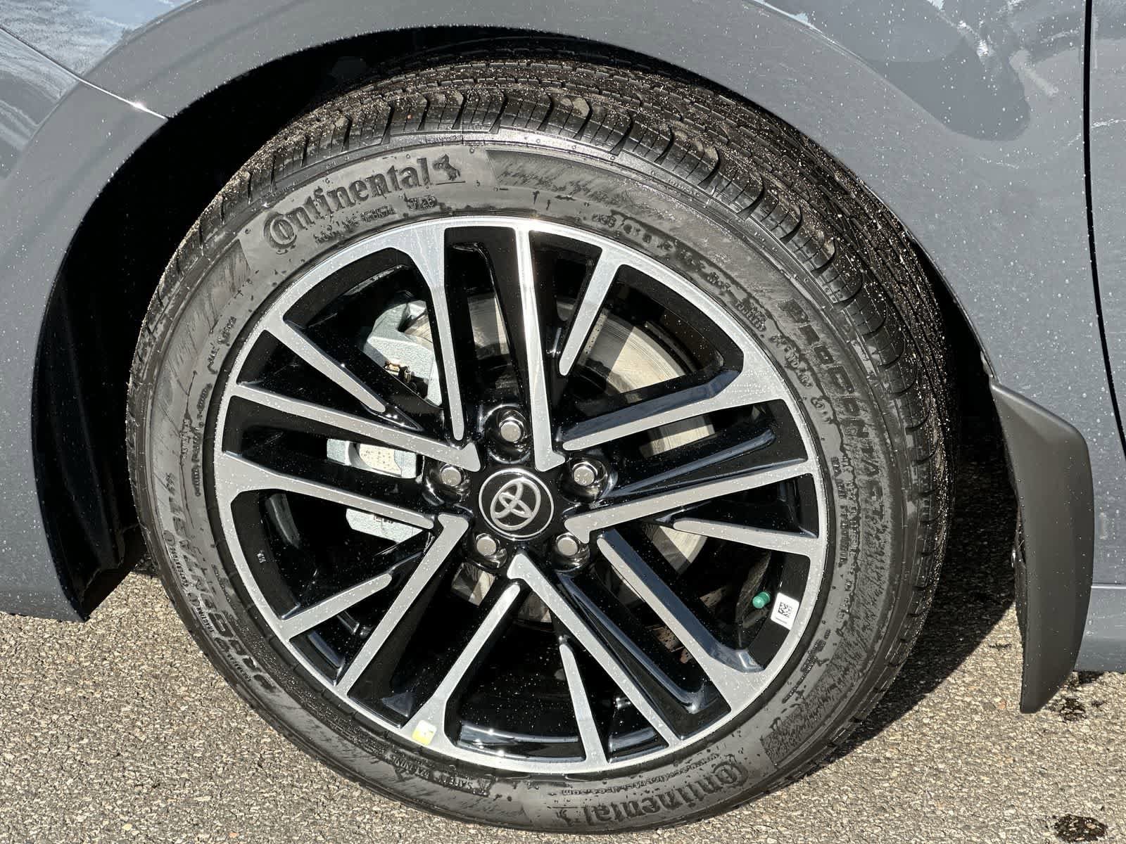 Thumbnail: 2026 Toyota Camry - 10