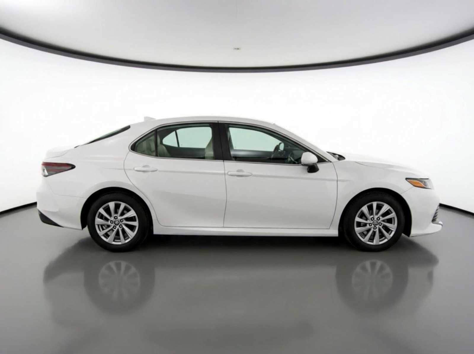 Thumbnail: 2024 Toyota Camry - 4