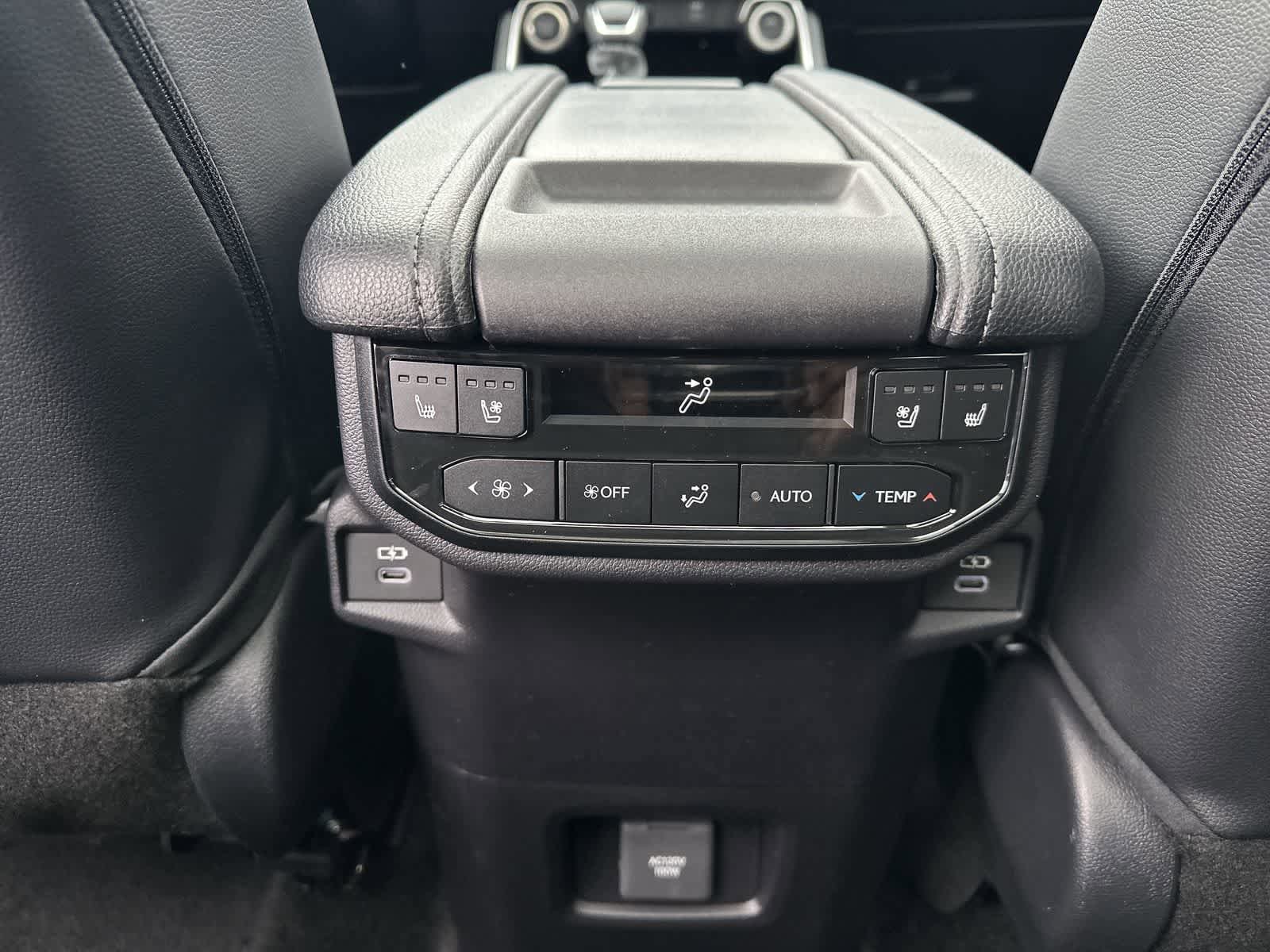 Thumbnail: 2026 Toyota Grand Highlander - 35