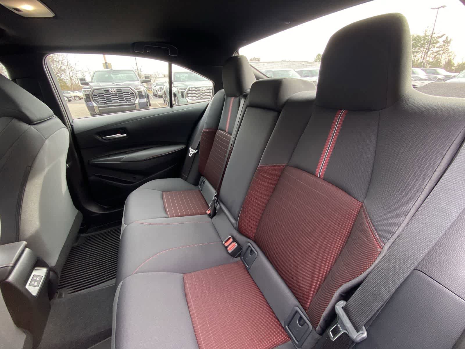 Thumbnail: 2025 Toyota Corolla - 31