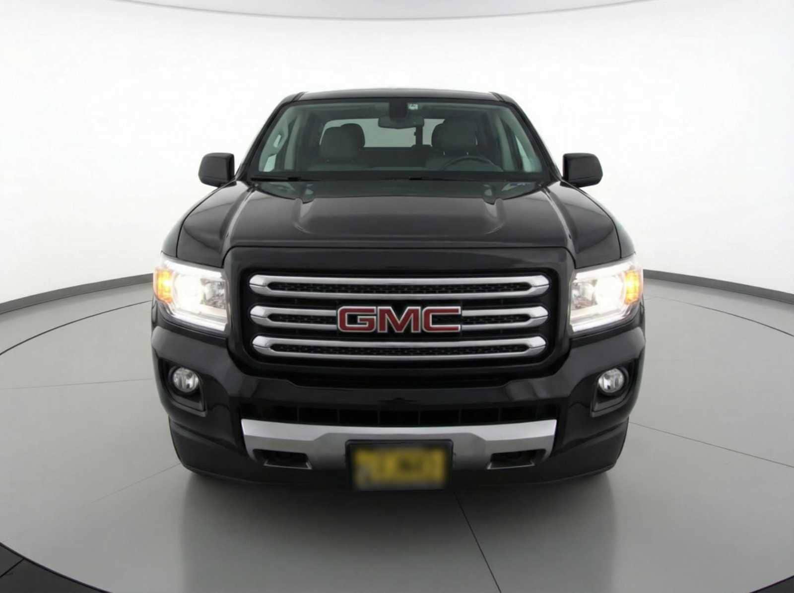 Thumbnail: 2017 GMC Canyon - 3