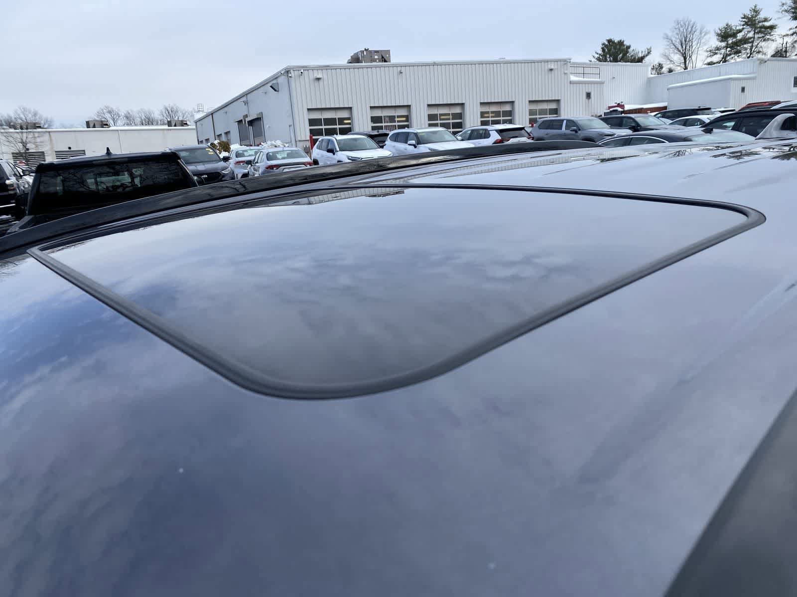 Thumbnail: 2025 Toyota RAV4 - 15