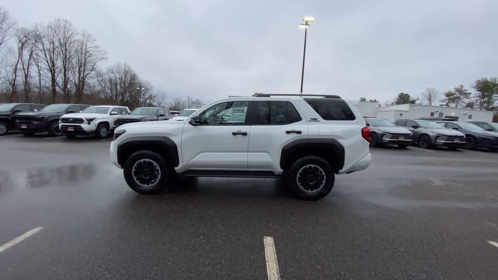 Thumbnail: 2025 Toyota 4Runner - 8