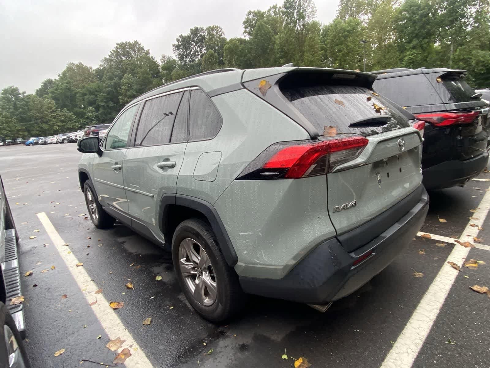 Thumbnail: 2022 Toyota RAV4 - 7