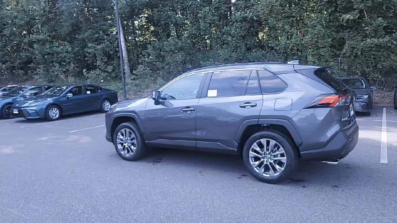 Thumbnail: 2025 Toyota RAV4 - 6