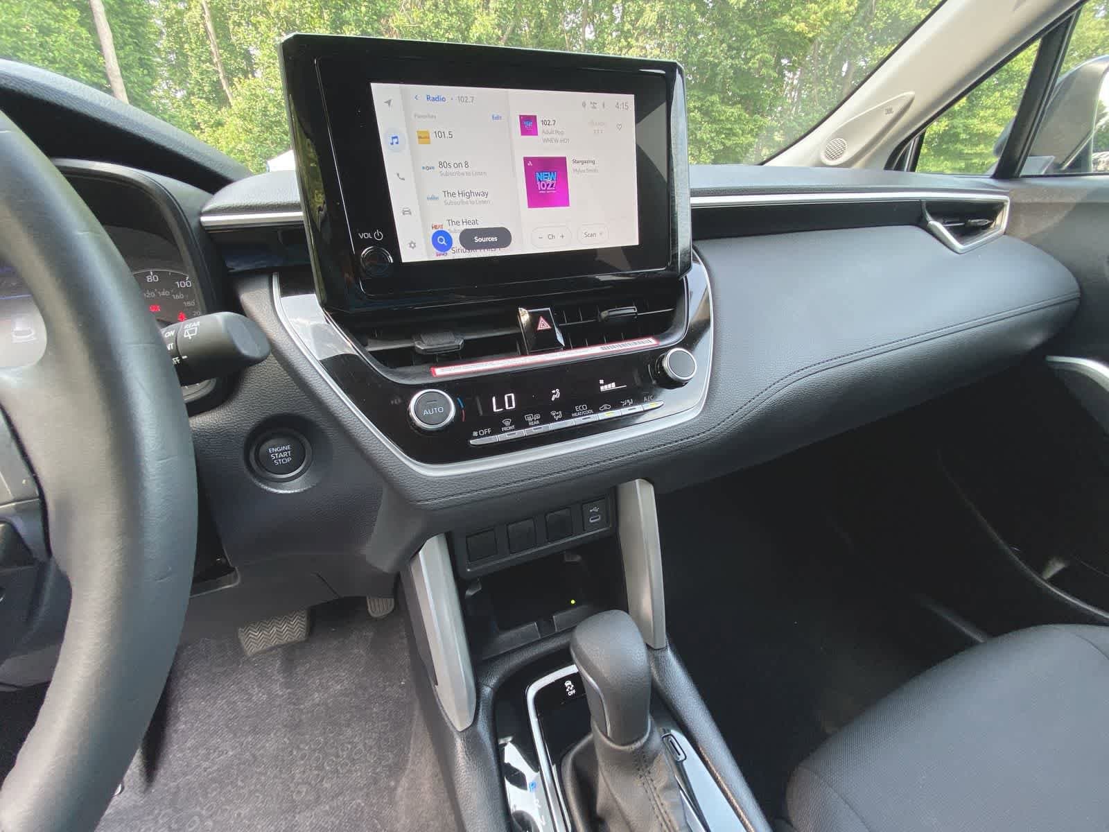 2024 Toyota Corolla Cross LE 20