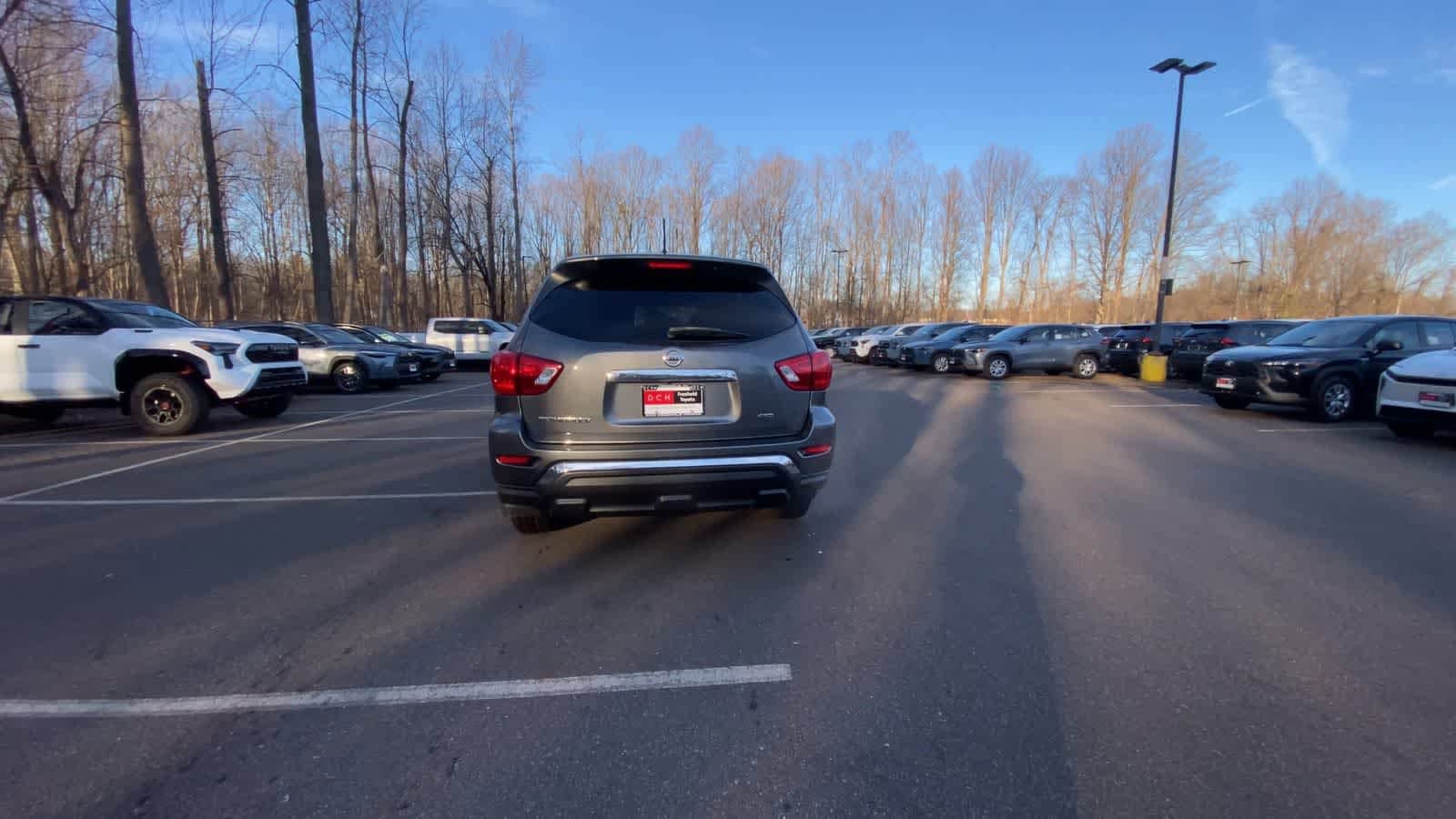 Thumbnail: 2018 Nissan Pathfinder - 12