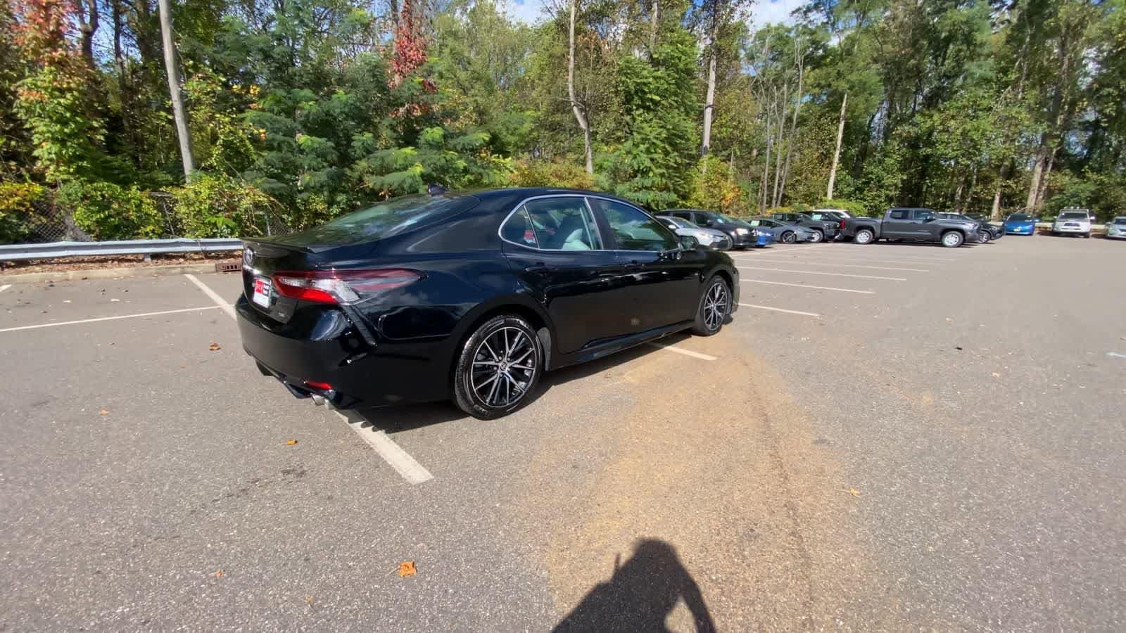 Thumbnail: 2023 Toyota Camry - 8