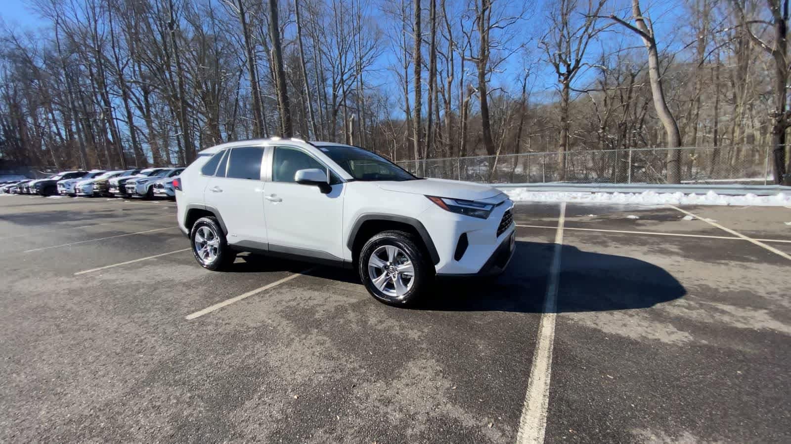 Thumbnail: 2025 Toyota RAV4 - 2