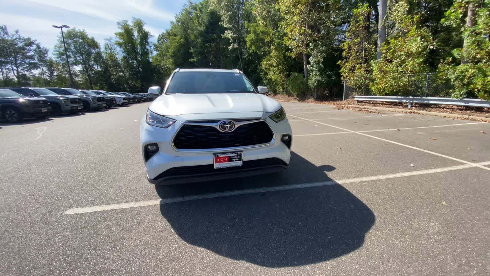 2023 Toyota Highlander Limited Platinum XLE XSE photo 3