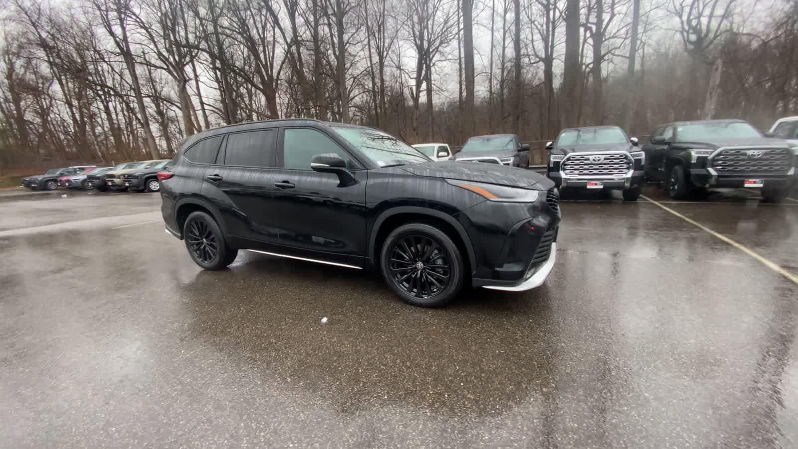 Thumbnail: 2025 Toyota Highlander - 8