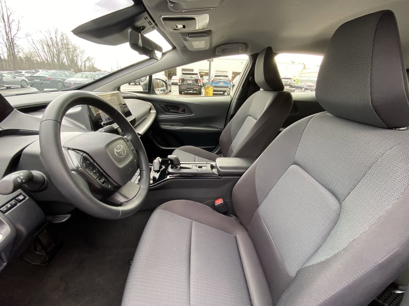 Thumbnail: 2025 Toyota Prius - 16