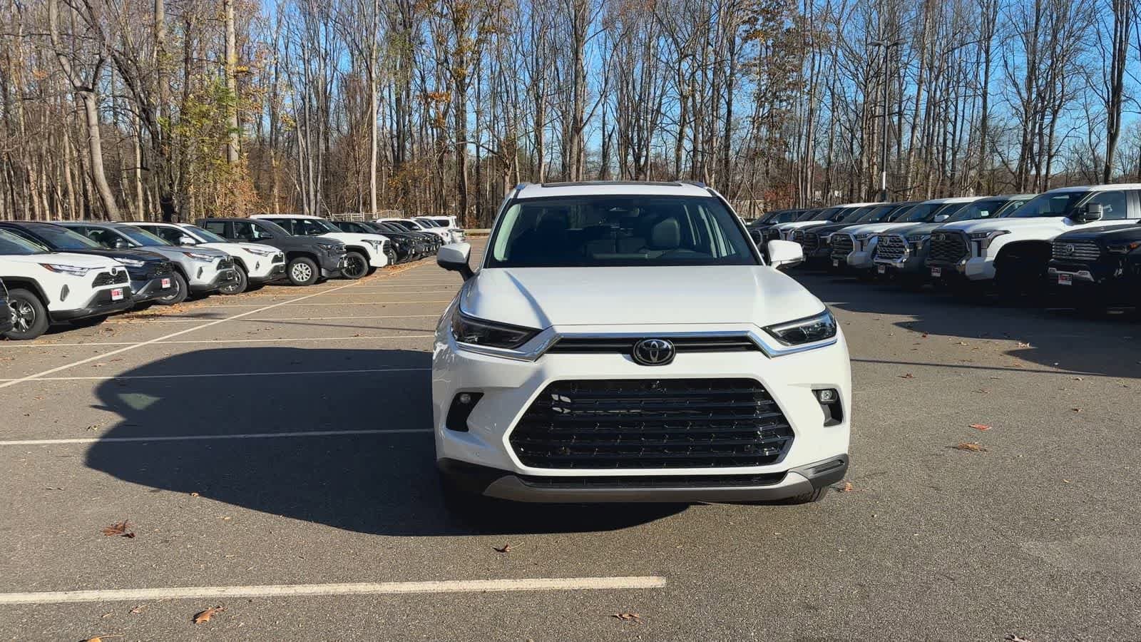 Thumbnail: 2026 Toyota Grand Highlander - 3