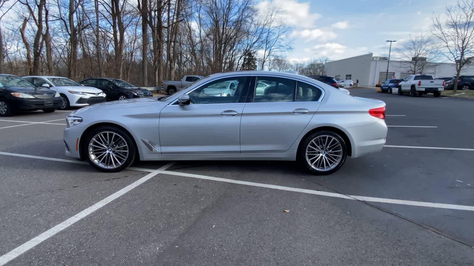 Thumbnail: 2020 BMW 5 Series - 11