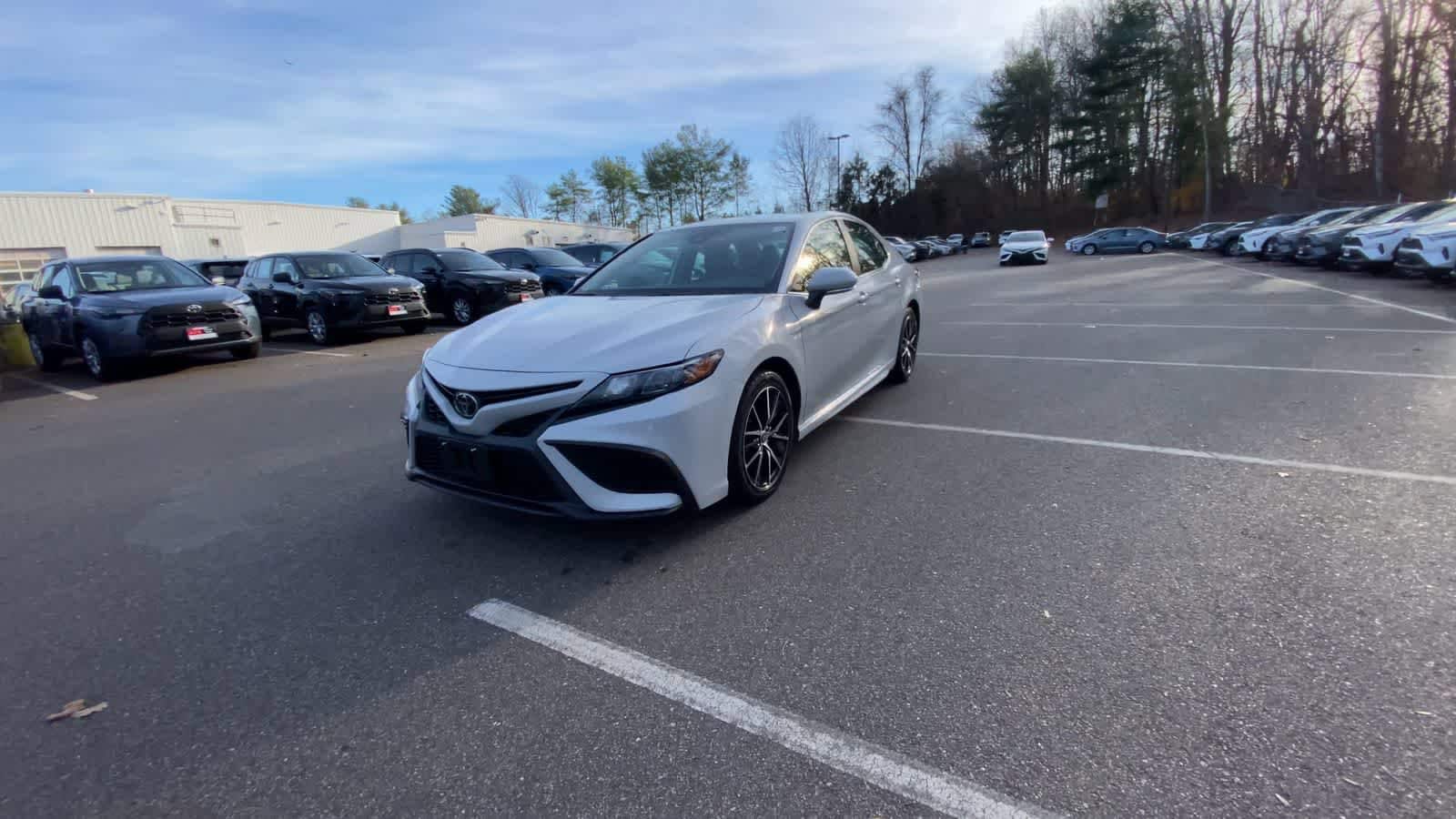 Thumbnail: 2023 Toyota Camry - 11