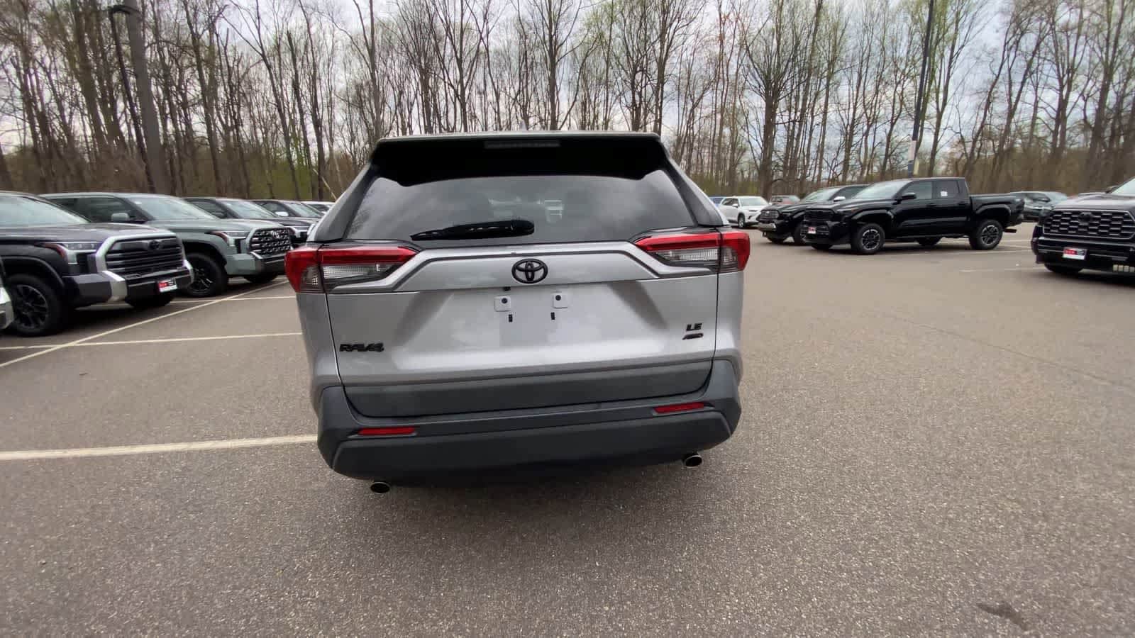 Thumbnail: 2019 Toyota RAV4 - 7