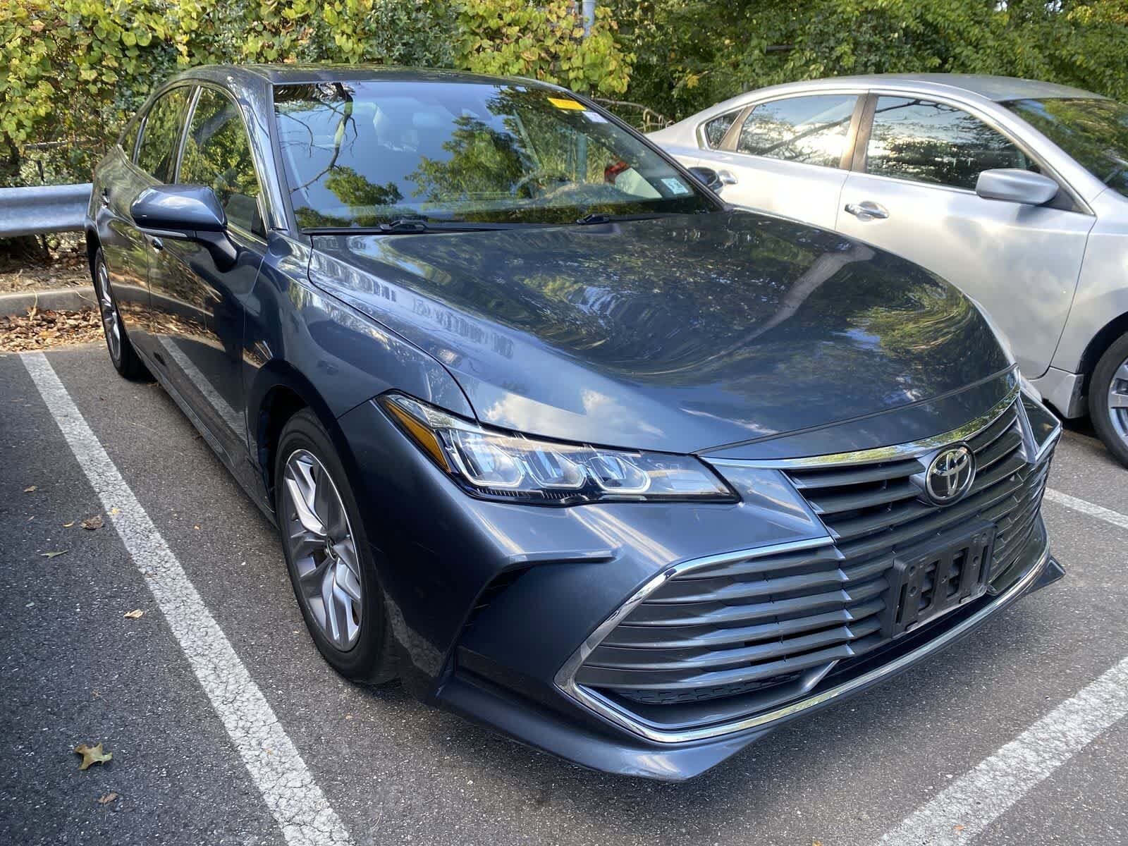 2021 Toyota Avalon XLE photo 3
