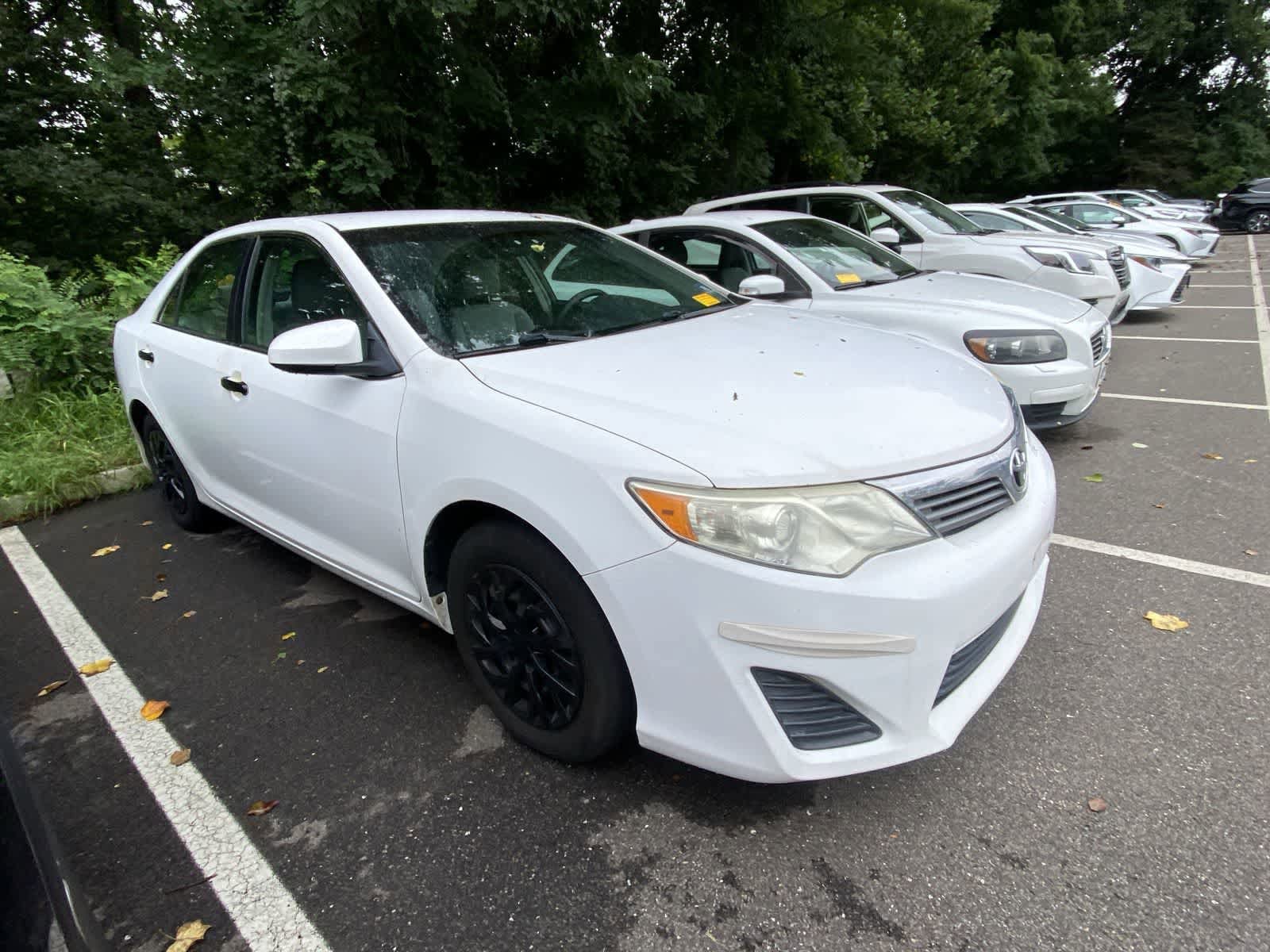 Thumbnail: 2013 Toyota Camry - 3