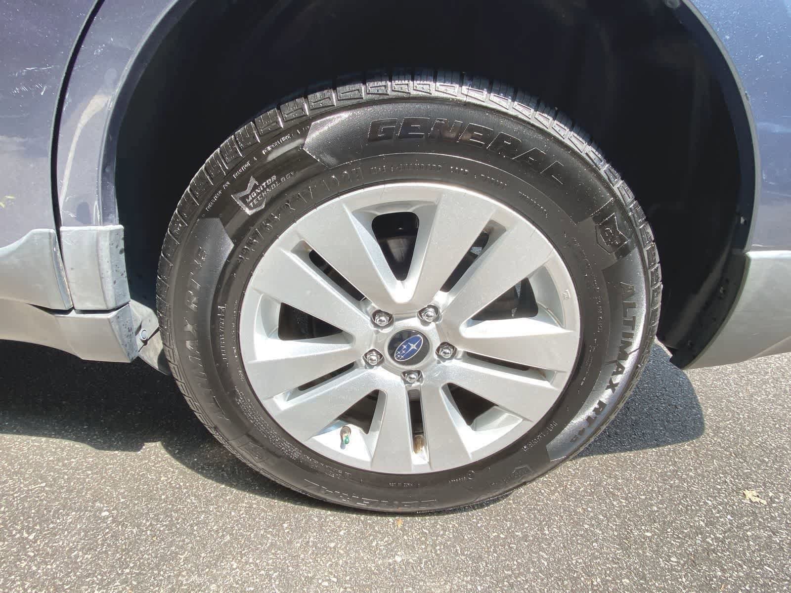 Thumbnail: 2015 Subaru Outback - 12