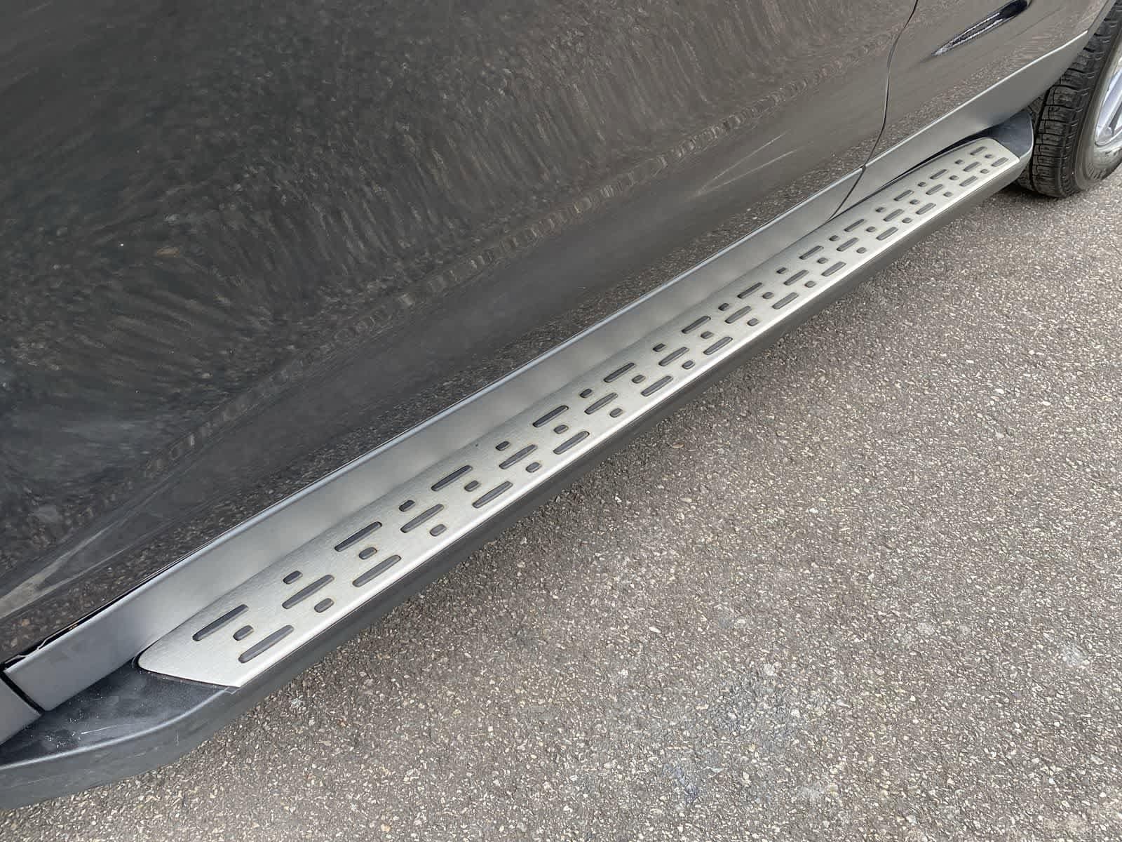 Thumbnail: 2019 Toyota Highlander - 22