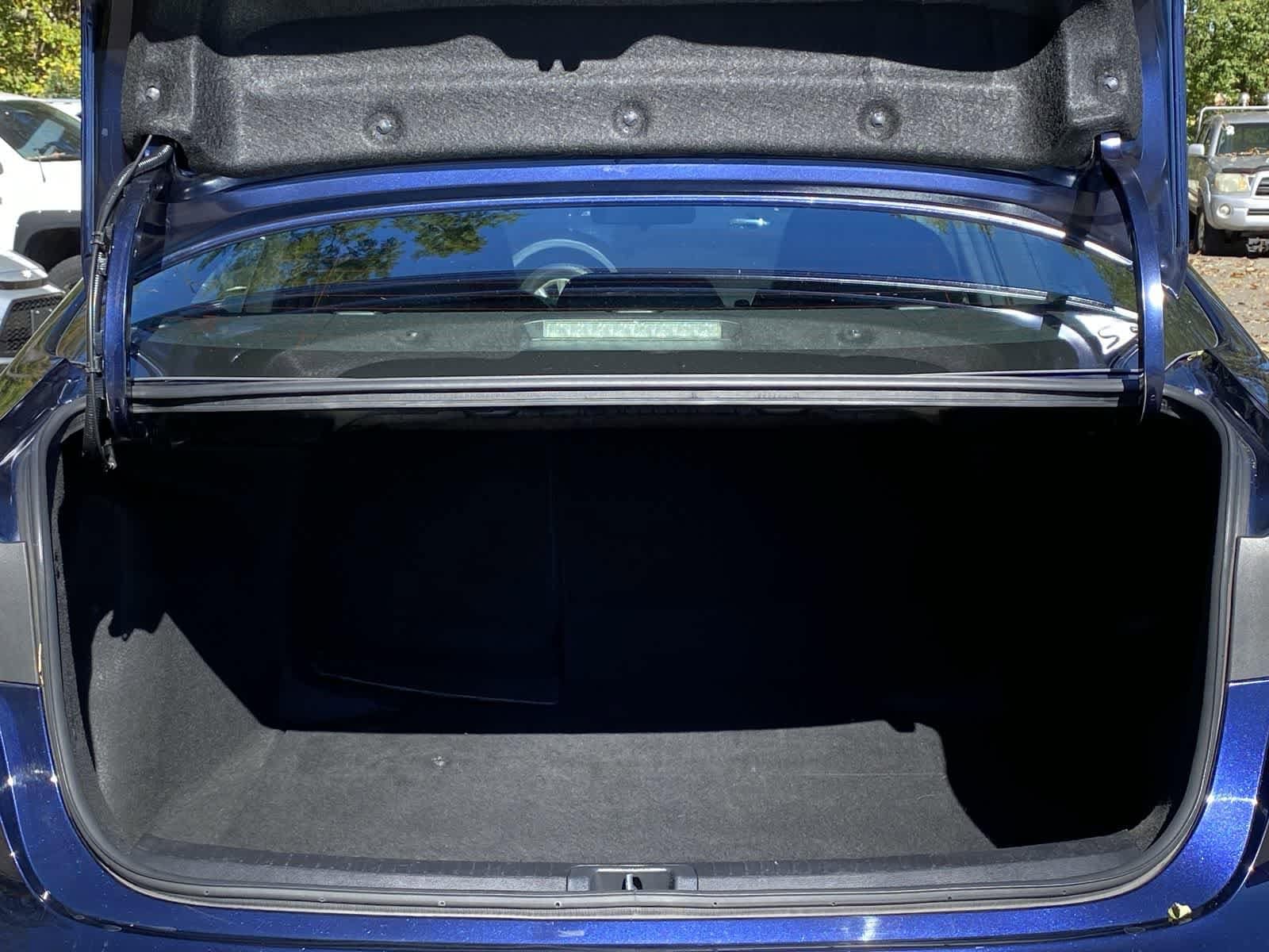 Thumbnail: 2024 Toyota Corolla - 10