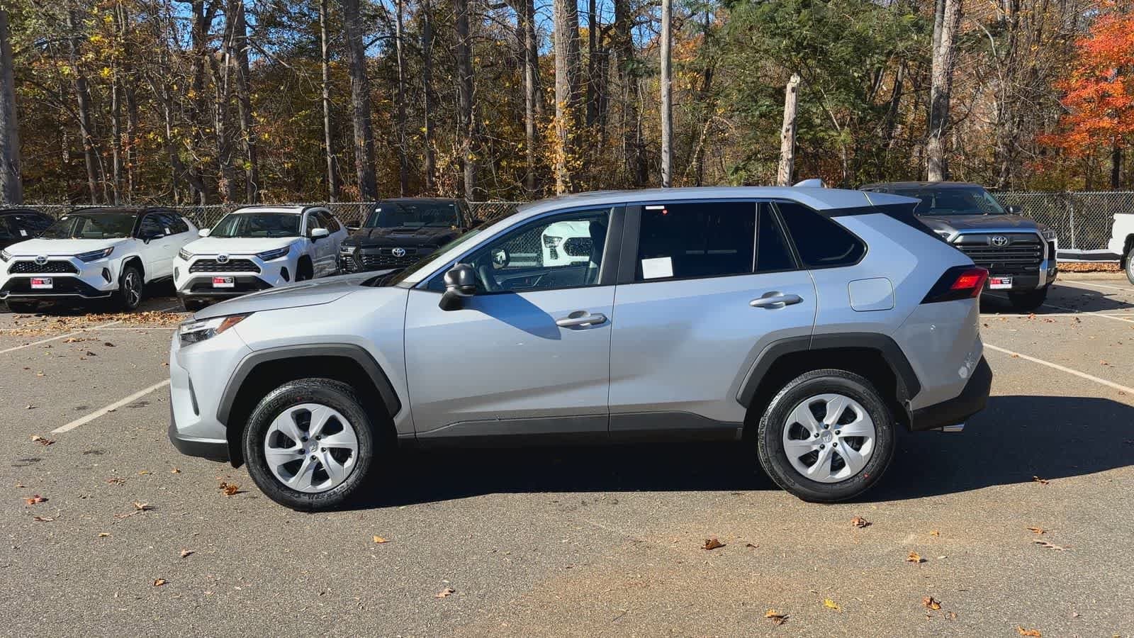 Thumbnail: 2025 Toyota RAV4 - 5