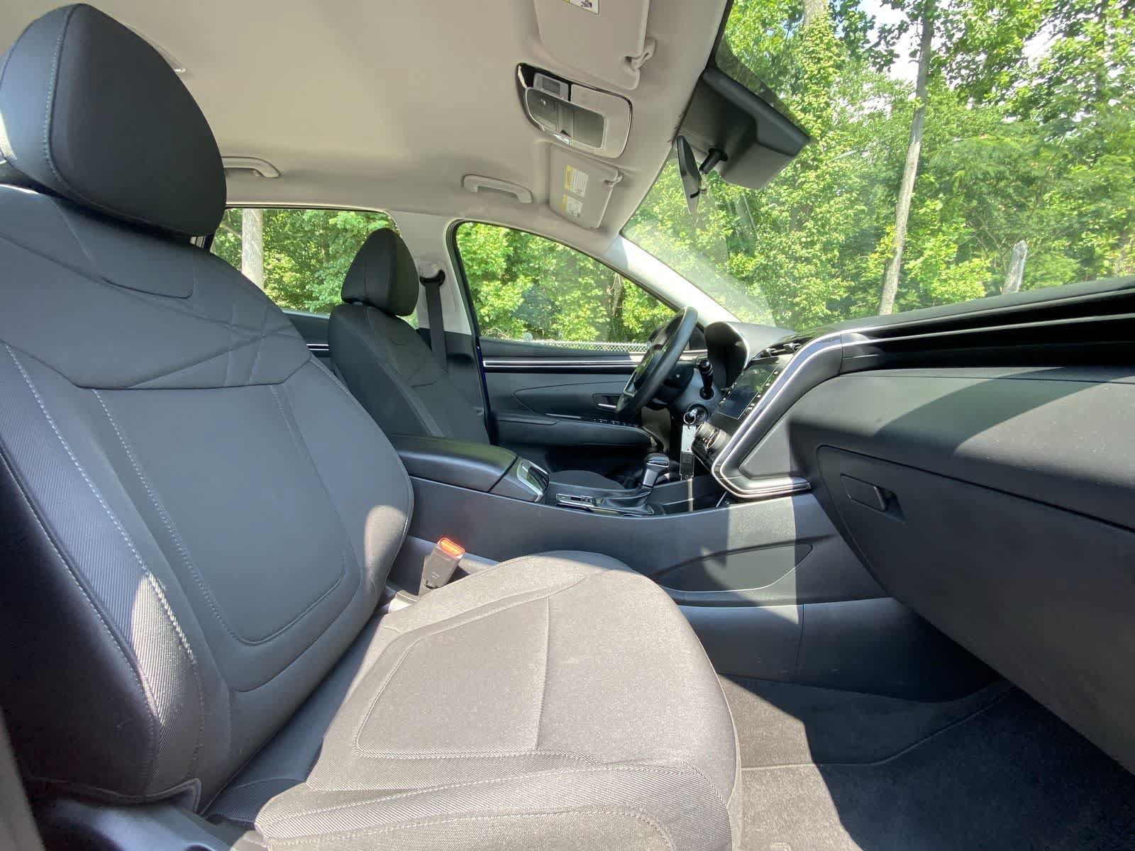 2023 Hyundai Tucson SE - Photo 23