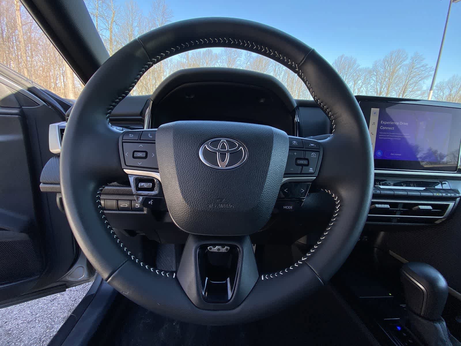 Thumbnail: 2025 Toyota Camry - 30