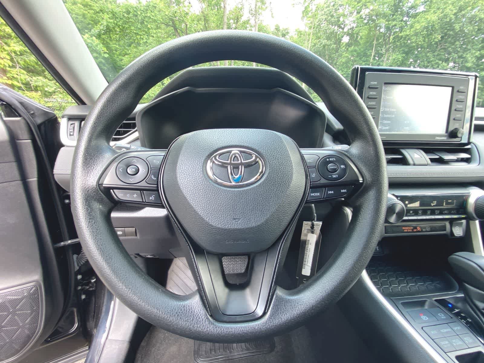 2022 Toyota RAV4 LE 25