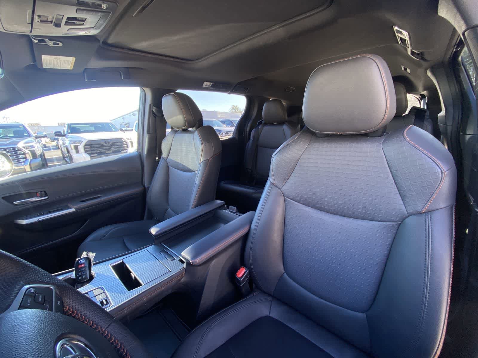 Thumbnail: 2023 Toyota Sienna - 21