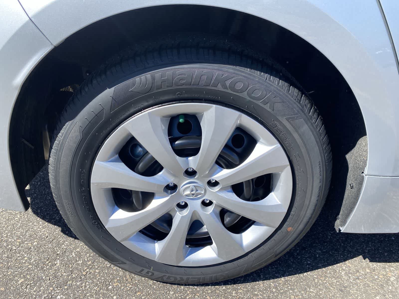 Thumbnail: 2025 Toyota Corolla - 16