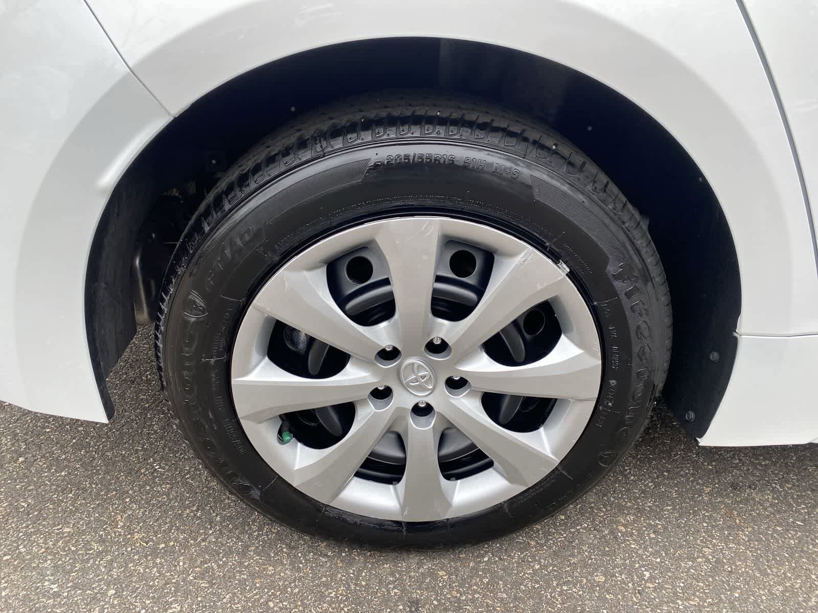 Thumbnail: 2025 Toyota Corolla - 17