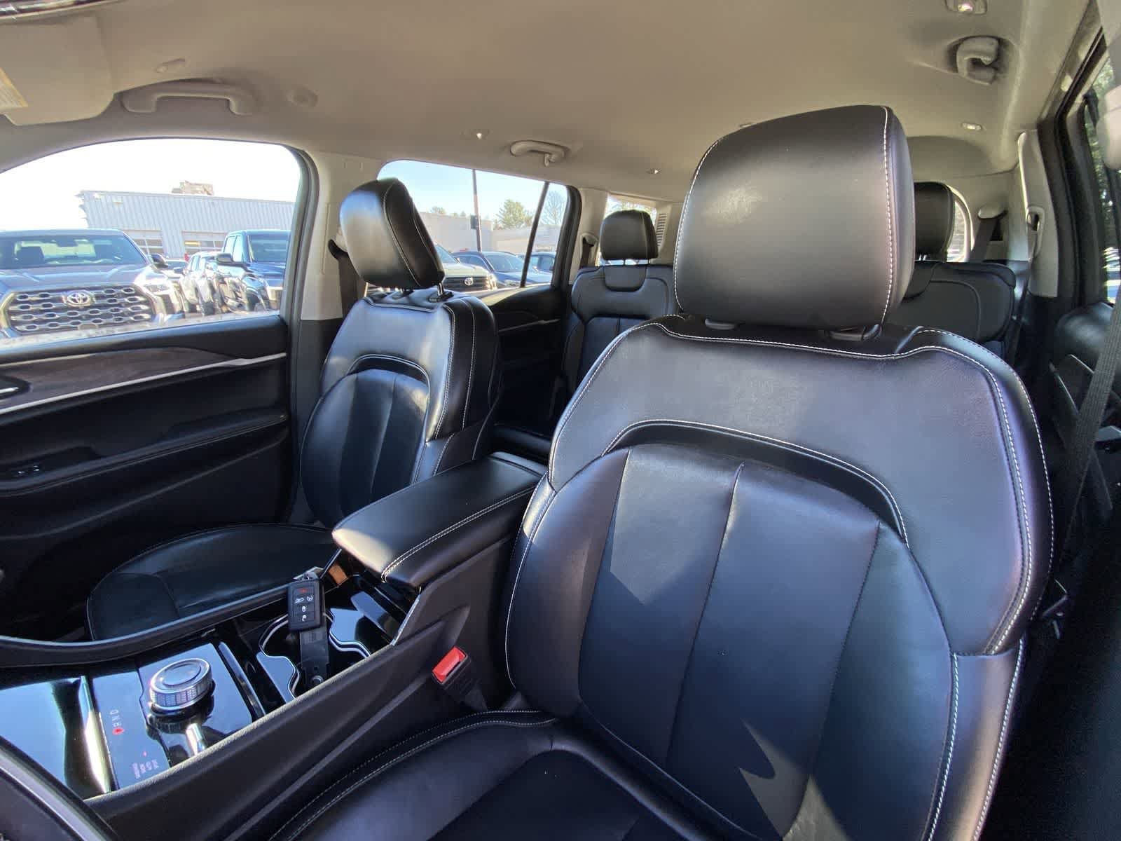 Thumbnail: 2021 Jeep Grand Cherokee L - 25