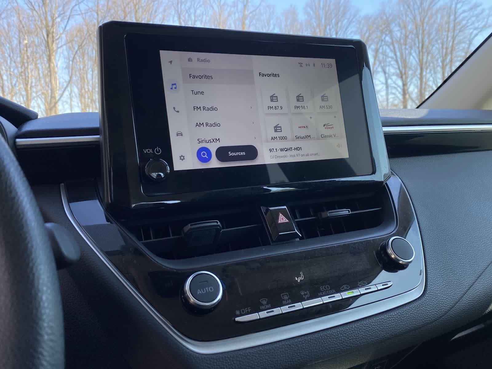 Thumbnail: 2024 Toyota Corolla - 30