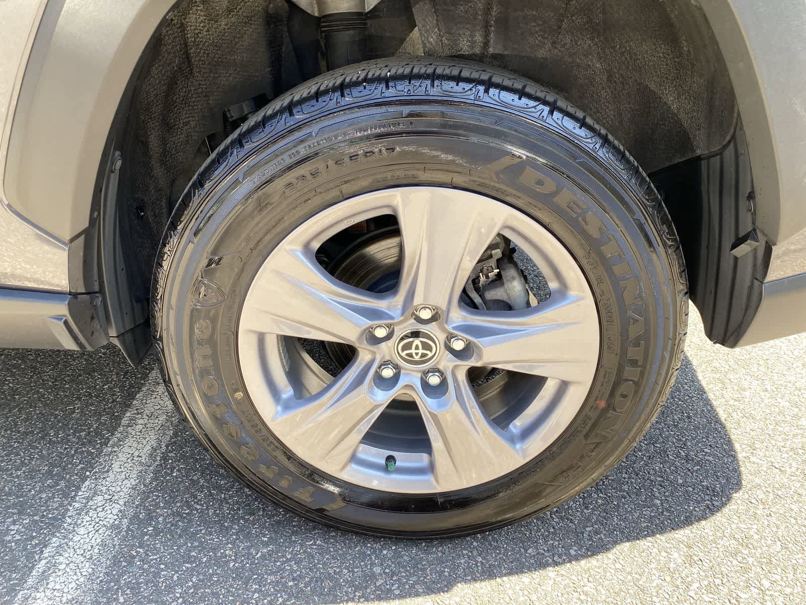 Thumbnail: 2025 Toyota RAV4 - 15