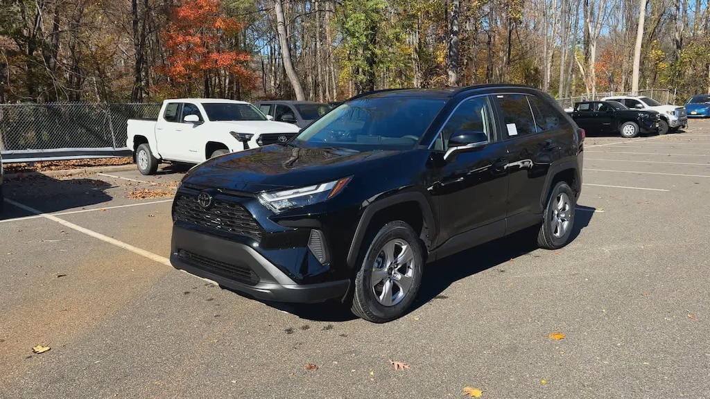 New 2025 Toyota RAV4 XLE SUV