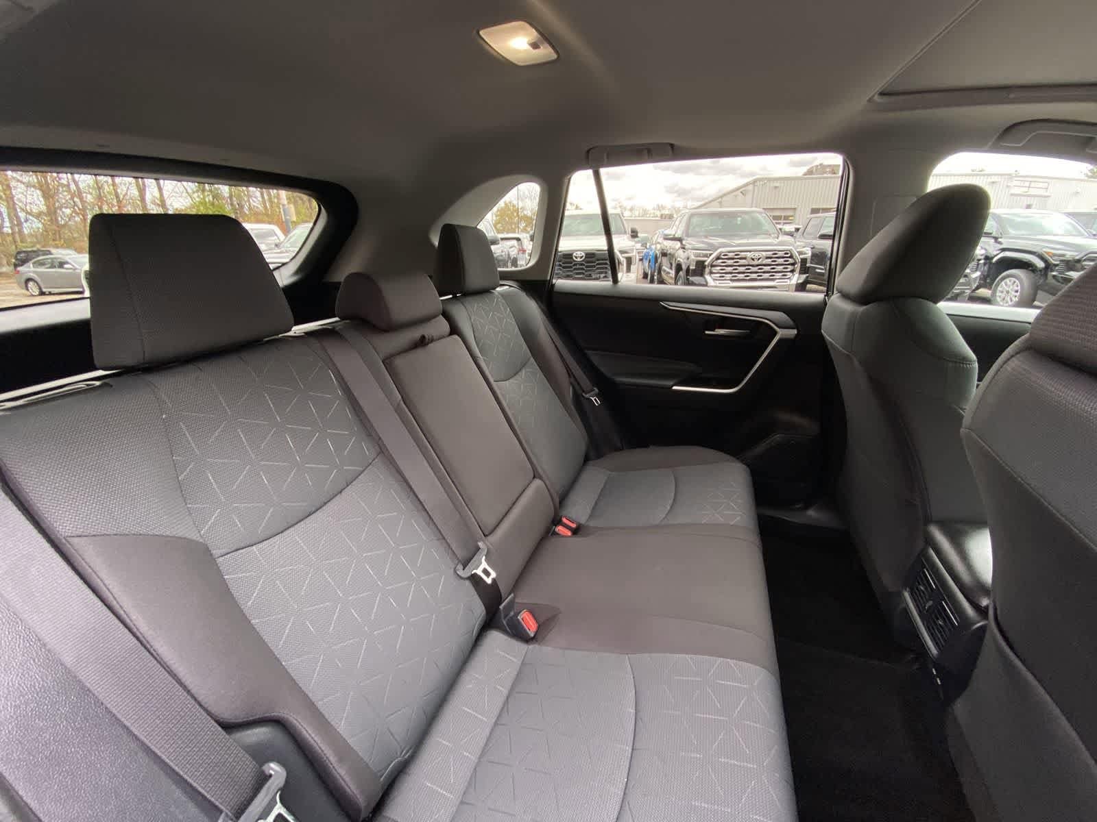 Thumbnail: 2025 Toyota RAV4 - 30