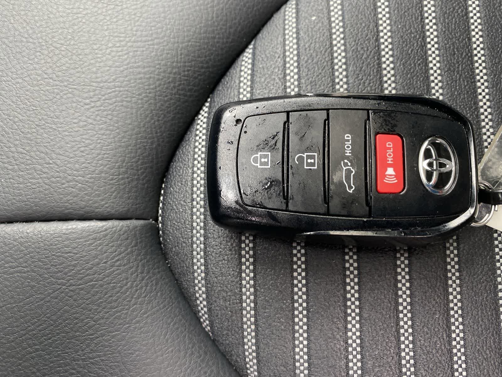 Thumbnail: 2025 Toyota Highlander - 35