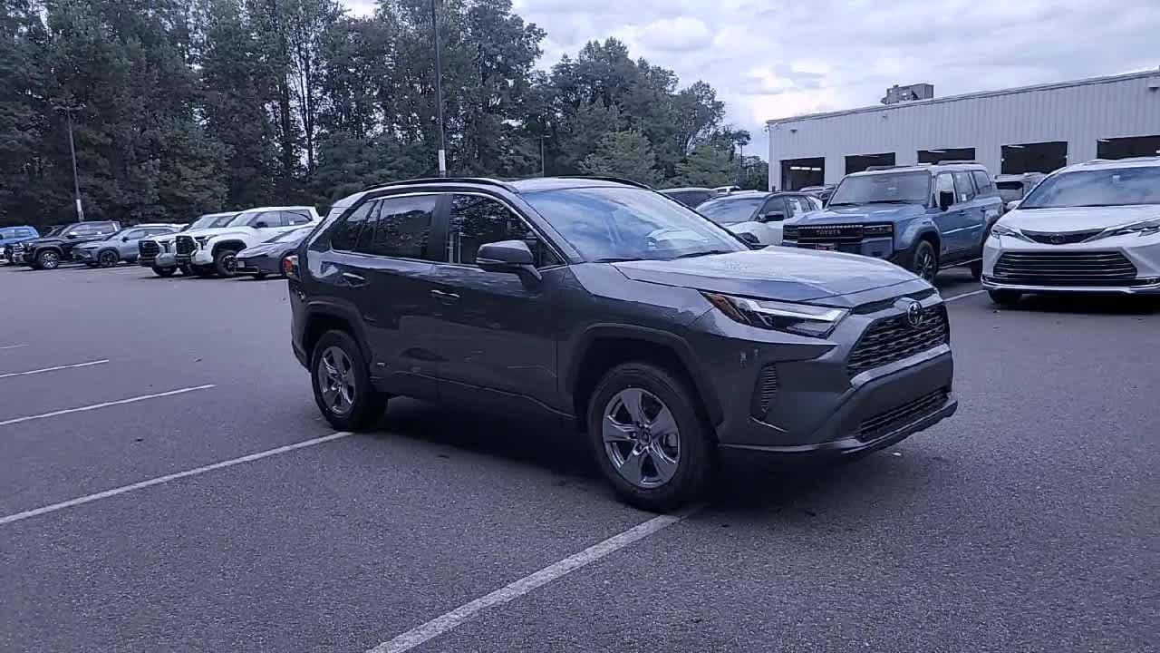 Thumbnail: 2025 Toyota RAV4 - 2