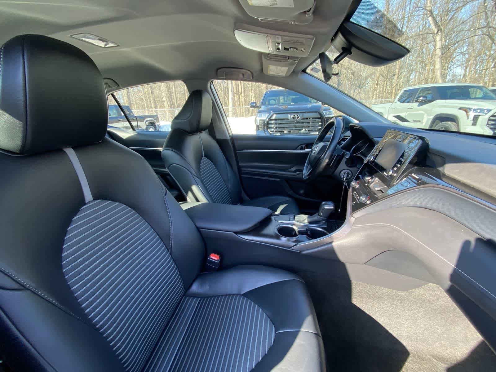 Thumbnail: 2023 Toyota Camry - 28