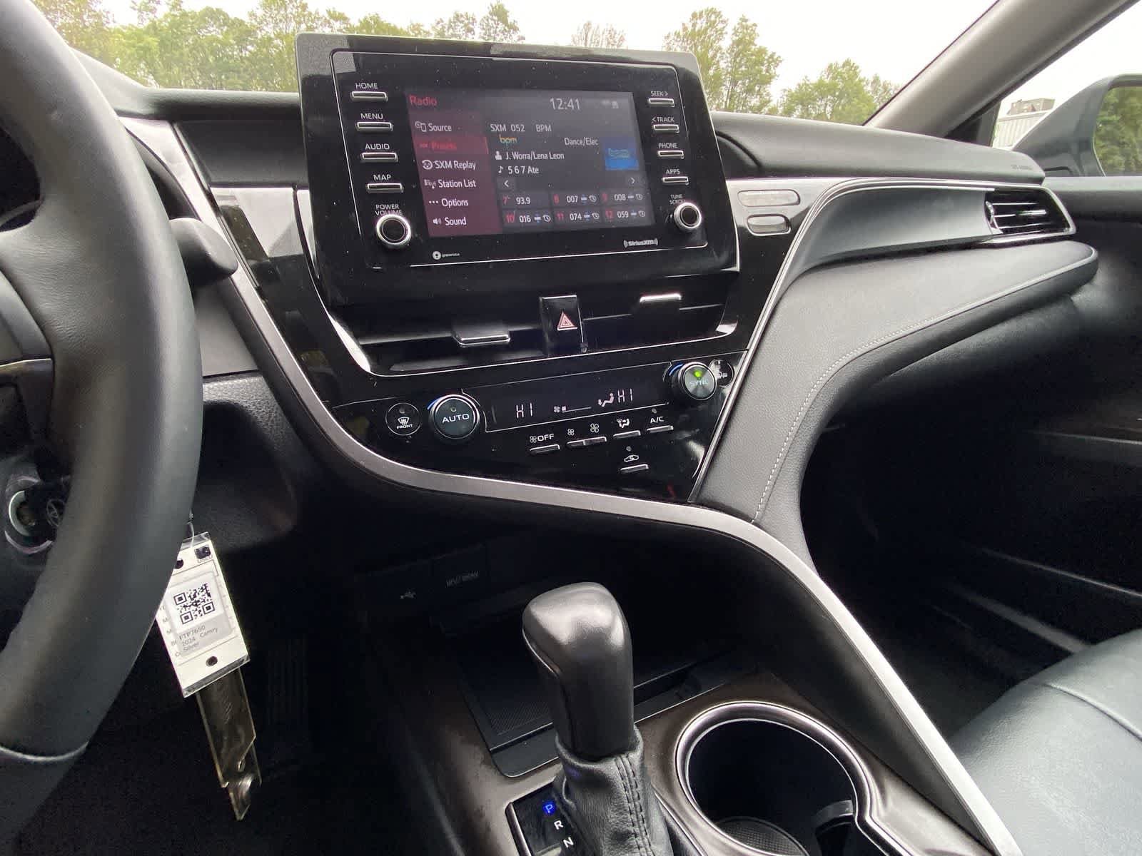 Thumbnail: 2024 Toyota Camry - 19