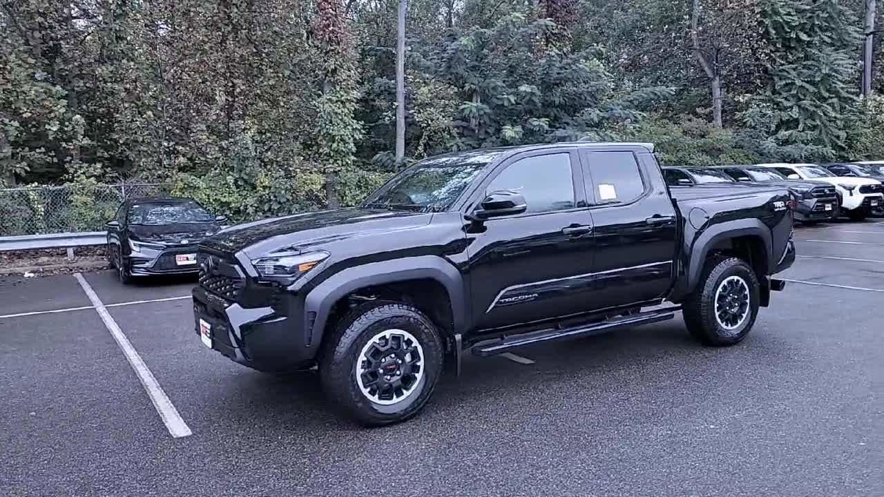 Thumbnail: 2025 Toyota Tacoma - 4