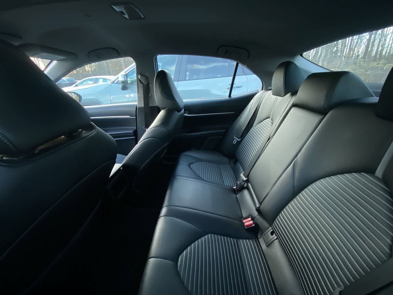 Thumbnail: 2023 Toyota Camry - 18