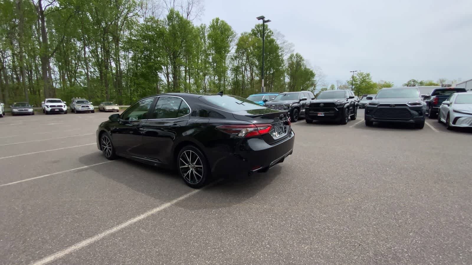 Thumbnail: 2023 Toyota Camry - 8