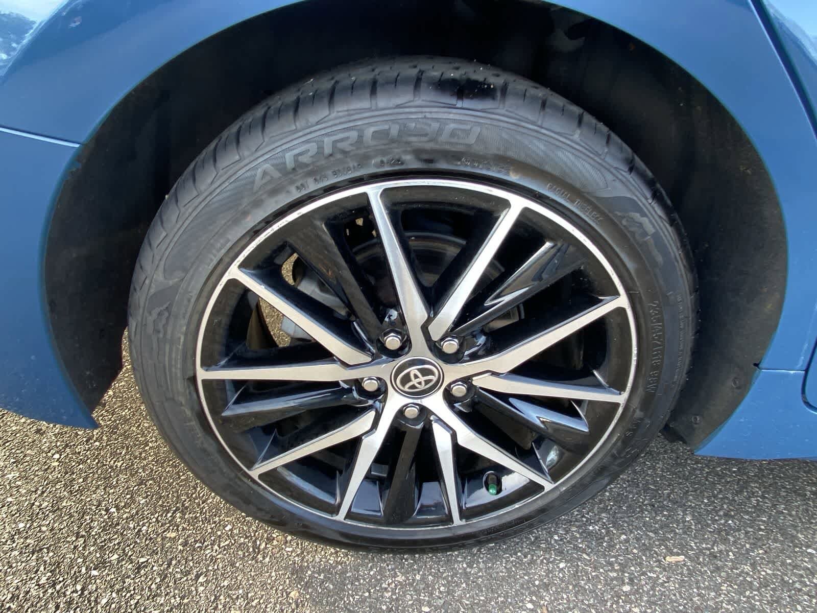 Thumbnail: 2023 Toyota Camry - 21